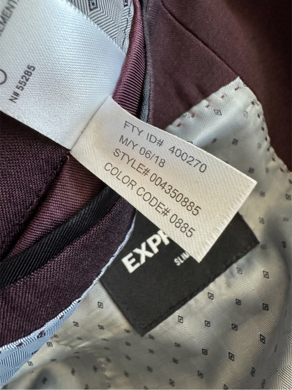Express Men's Burgundy
Two-Button Wool Blend Jacket - Slim Size 36S x36C - Picture 12 of 14